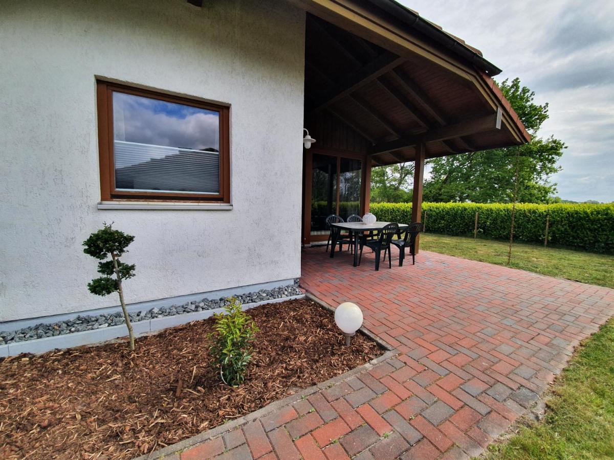 Ferienhaus Vier Pfoten Schweiburg Exterior photo